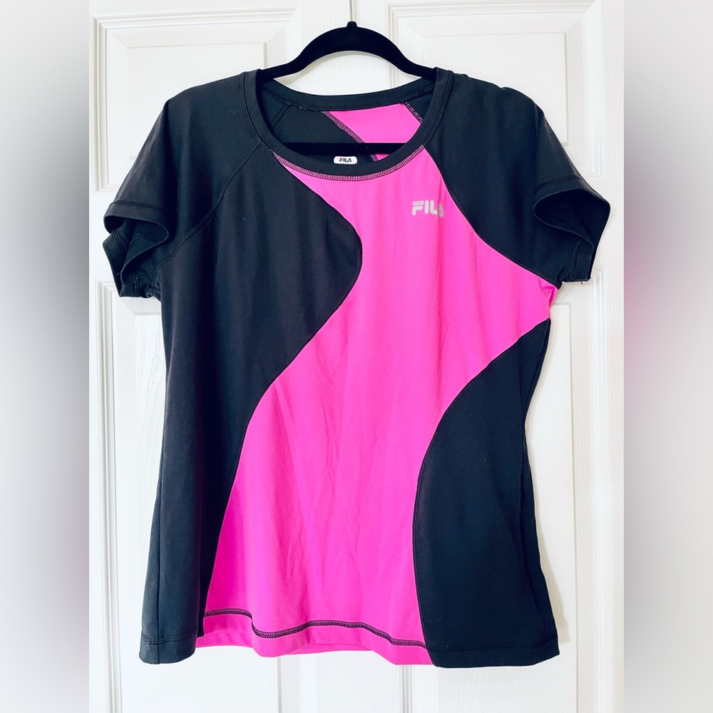 EUC 🔥 Fila Sport | Black & Hot Pink Performance Running Tee